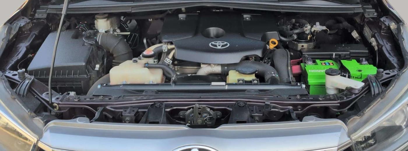 2017 Toyota Innova Crysta 2.8 ZX AT 7 STR, Diesel, Automatic, 1,36,723 km, Engine View