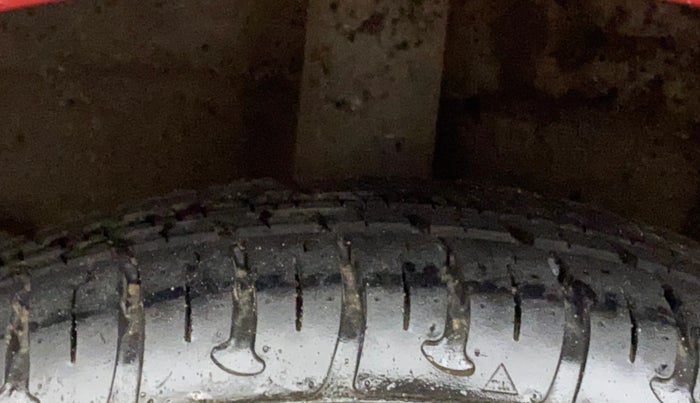 2015 Hyundai Xcent S (O) 1.2, Petrol, Manual, 47,216 km, Right Rear Tyre Tread