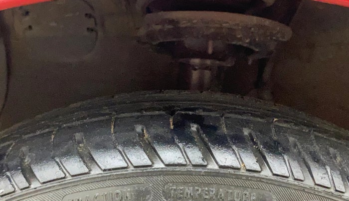 2015 Hyundai Xcent S (O) 1.2, Petrol, Manual, 47,216 km, Left Front Tyre Tread