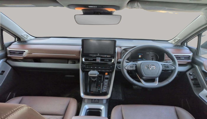 2024 Toyota INNOVA HYCROSS ZX HYBRID 7 STR, Hybrid, Automatic, 4,462 km, Dashboard