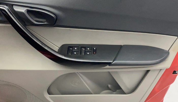 2016 Tata Tiago XT PETROL, CNG, Manual, 52,150 km, Driver Side Door Panels Control