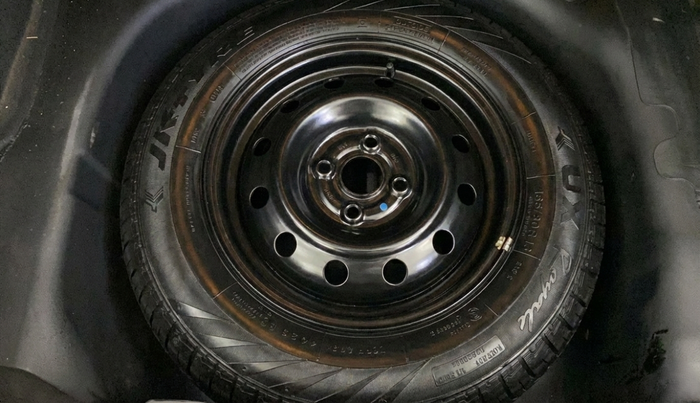 2016 Maruti Swift Dzire VXI, Petrol, Manual, 28,227 km, Spare Tyre