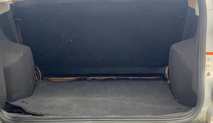 2017 Ford Ecosport TREND 1.5L DIESEL, Diesel, Manual, 1,36,543 km, Boot Inside