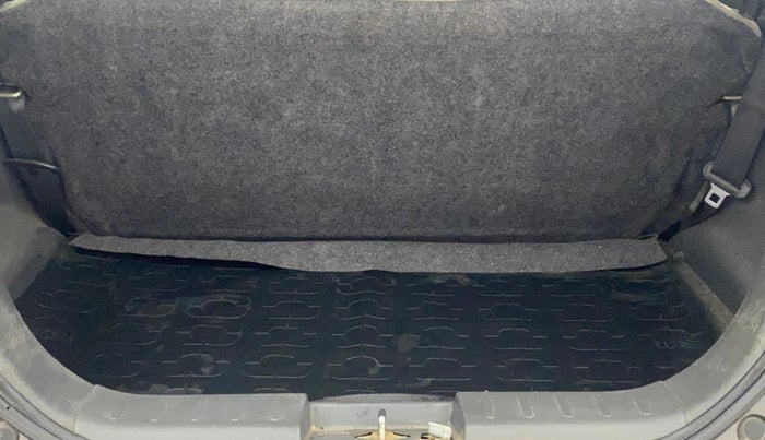 2017 Maruti Alto K10 VXI (O) AMT, Petrol, Automatic, 82,726 km, Boot Inside