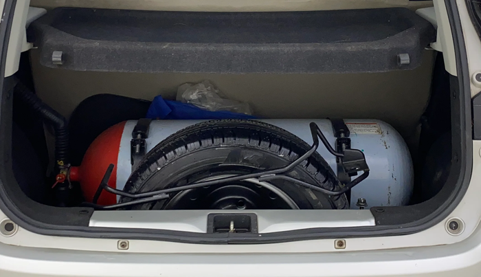 2020 Maruti New Wagon-R LXI CNG 1.0, CNG, Manual, 26,472 km, Boot Inside