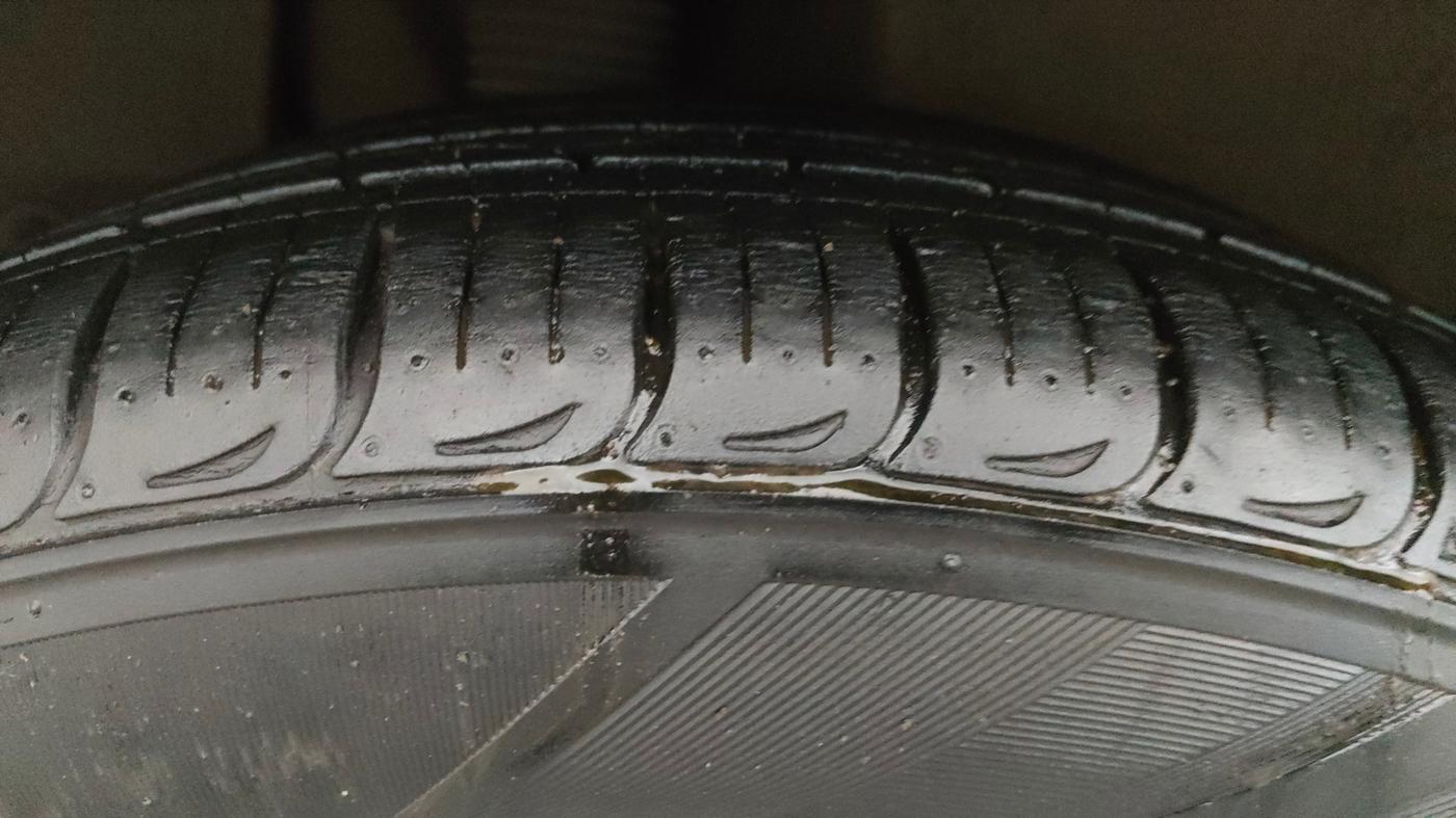 2018 Hyundai Tucson GLS 2WD AT PETROL, Petrol, Automatic, 74,198 km, Right Rear Tyre Tread