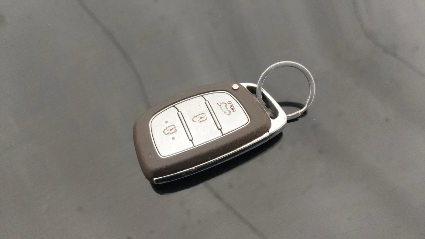 2018 Hyundai Tucson GLS 2WD AT PETROL, Petrol, Automatic, 74,198 km, Key Close Up