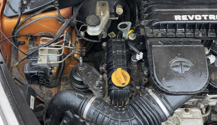 2017 Tata Tiago XZ PETROL, Petrol, Manual, 48,692 km, Engine View - Right