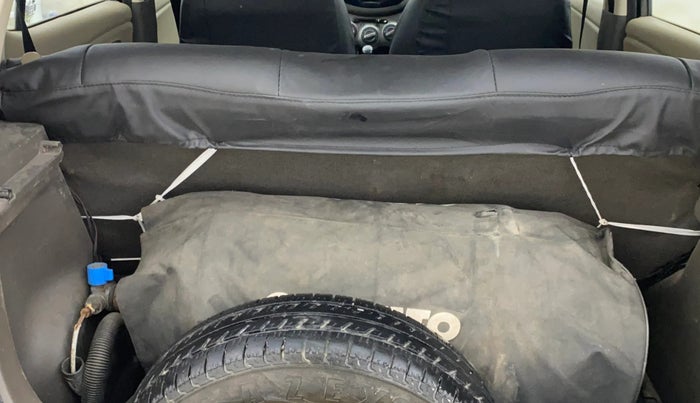 2013 Hyundai i10 MAGNA 1.2, CNG, Manual, 91,614 km, Boot Inside