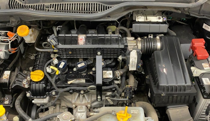 2024 Tata ALTROZ XZ Plus (S) Dark Edition, Petrol, Manual, 14,856 km, Engine View