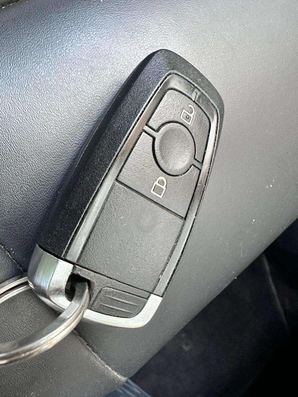 2021 Ford Ecosport TITANIUM 1.5L DIESEL, Diesel, Manual, 44,845 km, Key Close Up