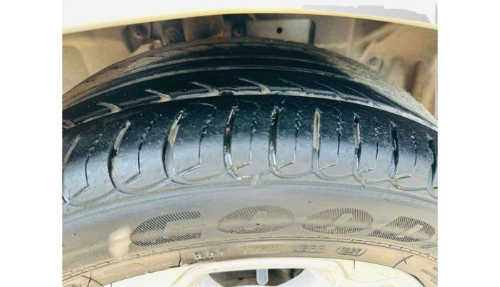 2021 Ford Ecosport TITANIUM 1.5L DIESEL, Diesel, Manual, 44,845 km, Left Rear Tyre Tread