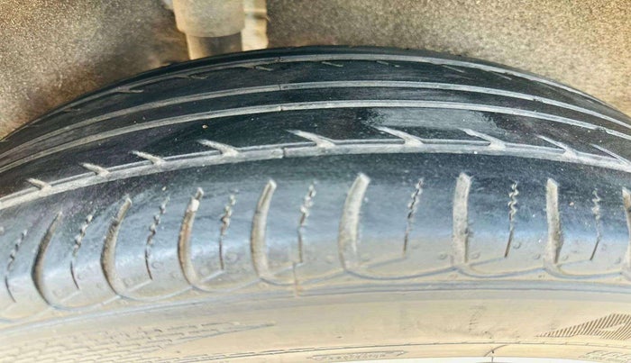 2021 Ford Ecosport TITANIUM 1.5L DIESEL, Diesel, Manual, 44,845 km, Right Front Tyre Tread