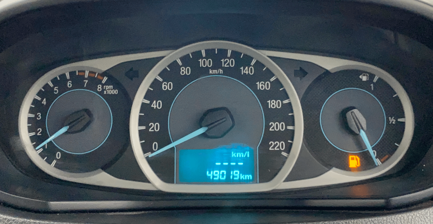2017 Ford New Figo TITANIUM 1.2 PETROL MT, Petrol, Manual, 49,274 km, Odometer Image