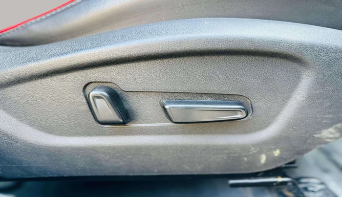 2022 Hyundai Creta SX (O) IVT KNIGHT 1.5 PETROL, Petrol, Automatic, 57,862 km, Driver Side Adjustment Panel