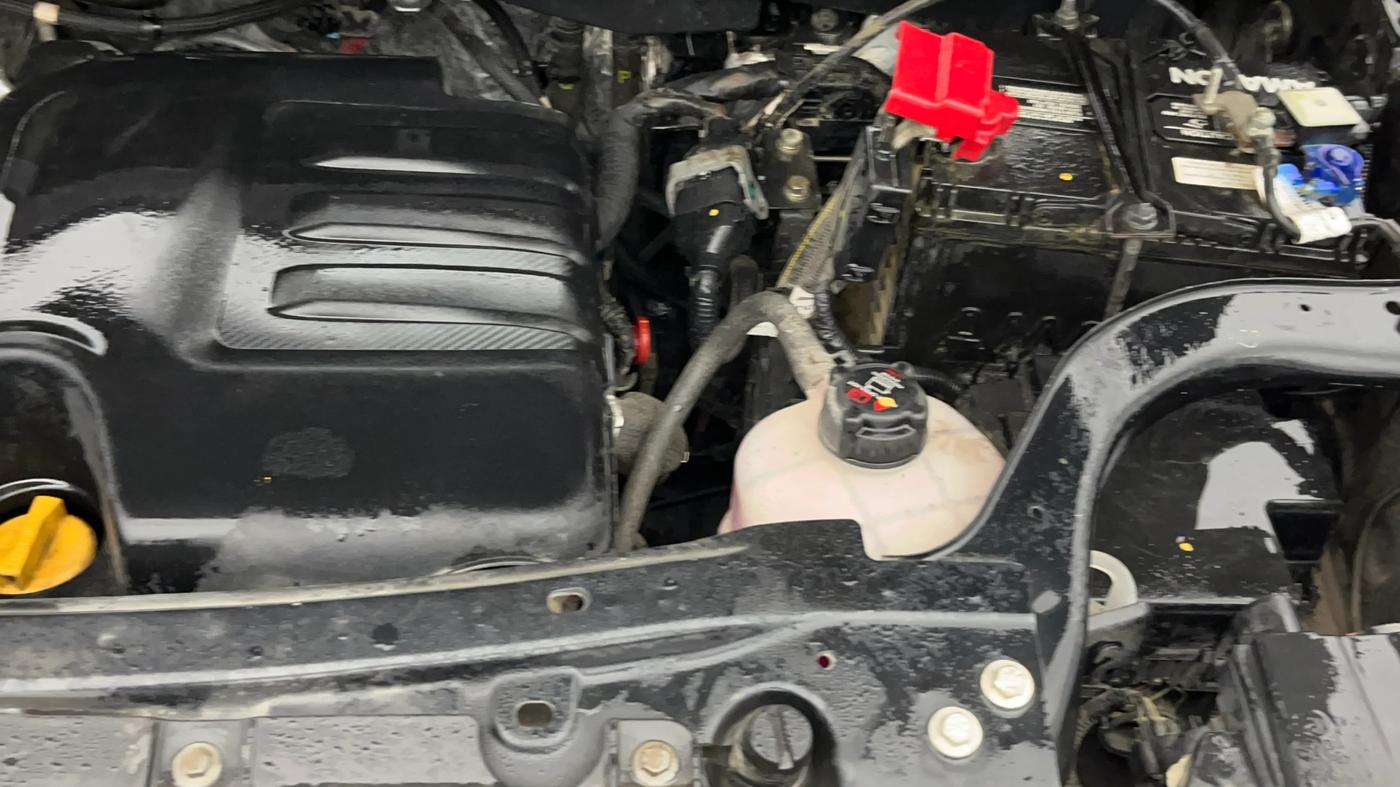 2023 Mahindra BOLERO NEO N10 R, Diesel, Manual, 44,322 km, Engine View - Left