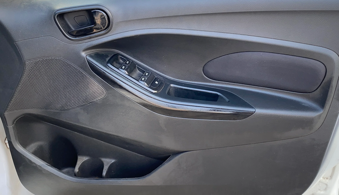 2019 Ford New Figo TITANIUM1.5 DIESEL, Diesel, Manual, 94,547 km, Driver Side Door Panels Control