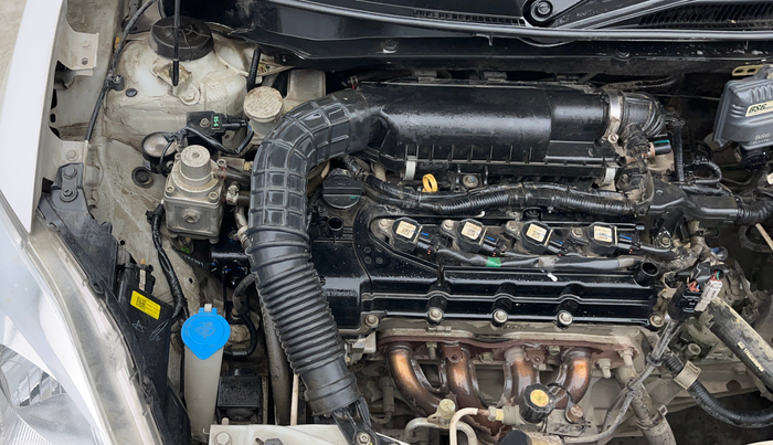 2020 Maruti Swift VXI, CNG, Manual, 34,238 km, Engine View - Right