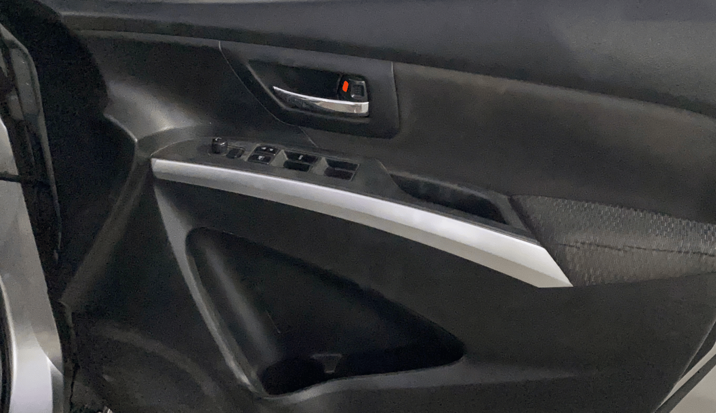 2020 Maruti S Cross ZETA 1.5, Petrol, Manual, 1,07,423 km, Driver Side Door Panels Control