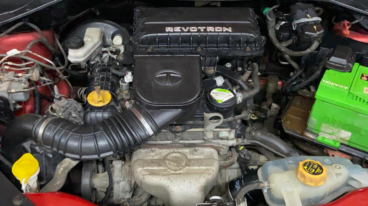 2017 Tata Tiago XZ PETROL, Petrol, Manual, 63,329 km, Engine View