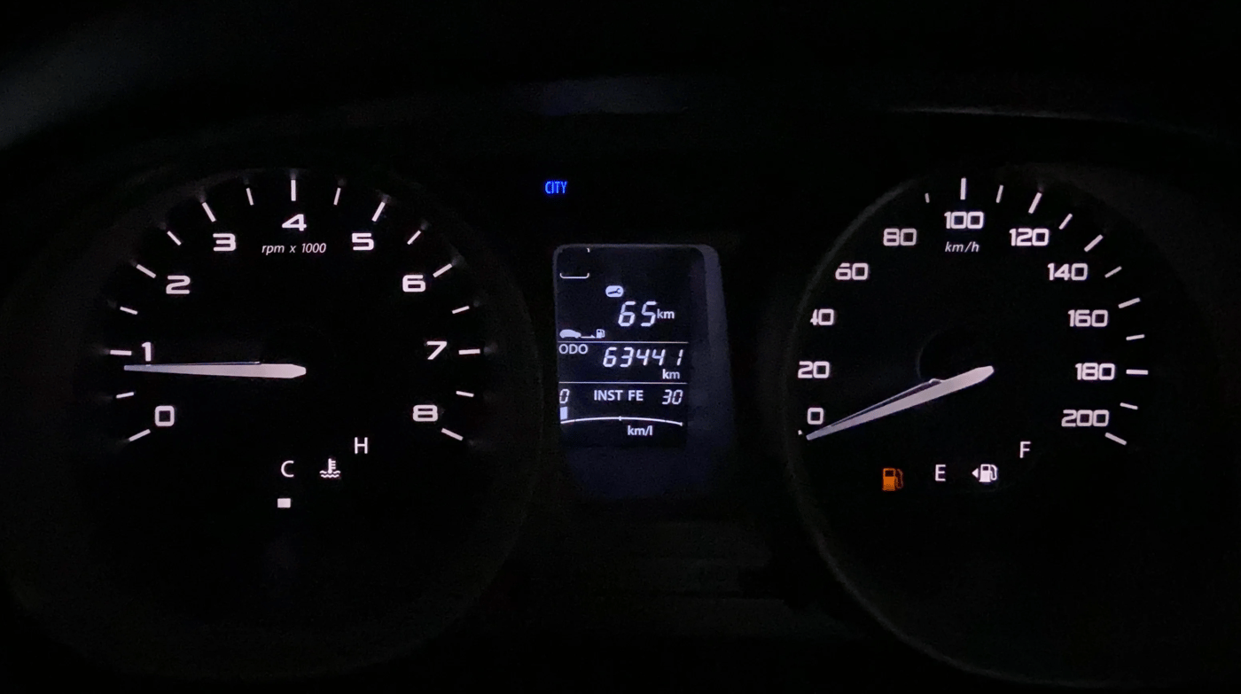 2017 Tata Tiago XZ PETROL, Petrol, Manual, 63,329 km, Odometer Image