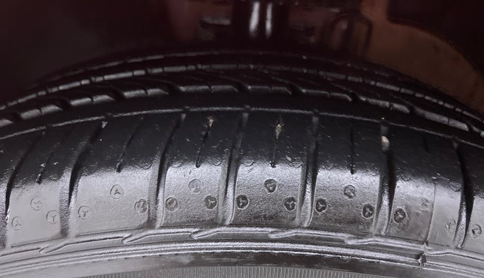 2018 Skoda Rapid Style 1.5 TDI AT, Diesel, Automatic, 39,264 km, Left Front Tyre Tread