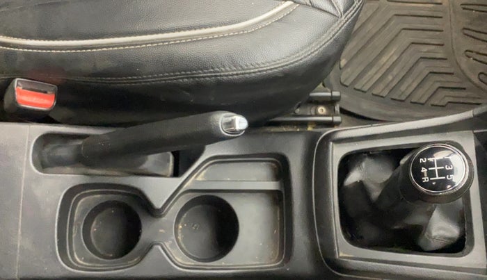 2019 Maruti Vitara Brezza ZDI, Diesel, Manual, 96,750 km, Gear Lever