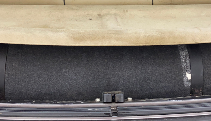 2016 Honda Brio S MT, CNG, Manual, 1,05,546 km, Boot Inside