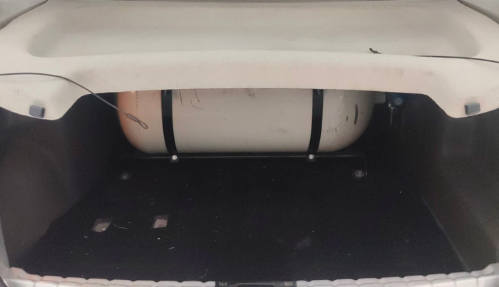 2019 Renault Duster RXS CVT, CNG, Automatic, 54,049 km, Boot Inside