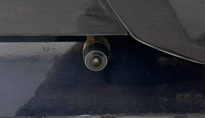 2022 Mahindra XUV700 AX 5 P MT 5 STR, Petrol, Manual, 46,331 km, Parking Camera