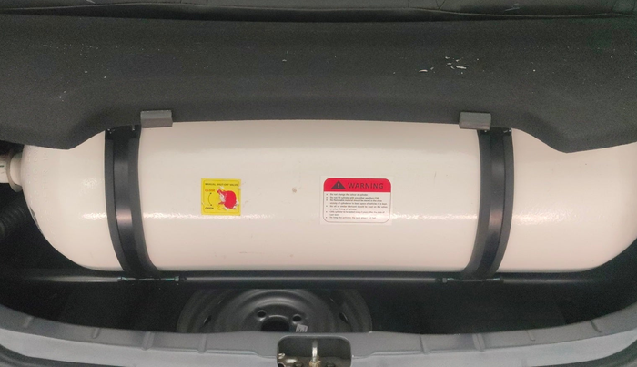 2022 Hyundai NEW SANTRO SPORTZ EXECUTIVE MT CNG, CNG, Manual, 28,381 km, Boot Inside