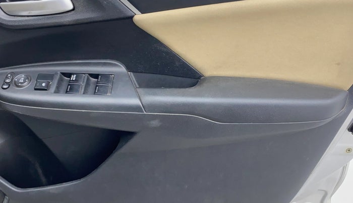 2017 Honda Jazz 1.2L I-VTEC V, Petrol, Manual, 39,097 km, Driver Side Door Panels Control