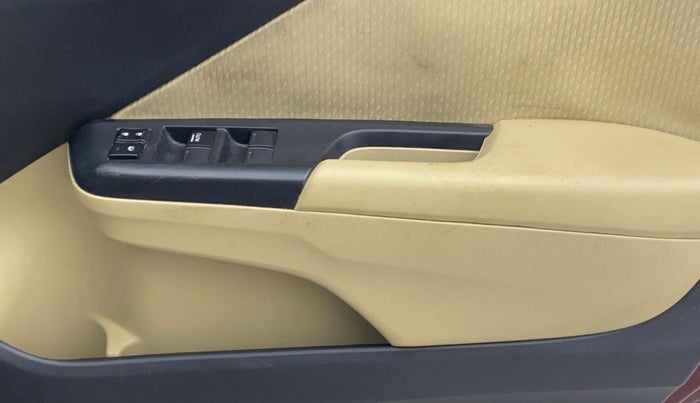 2018 Honda City 1.5L I-VTEC V MT, Petrol, Manual, 62,125 km, Driver Side Door Panels Control