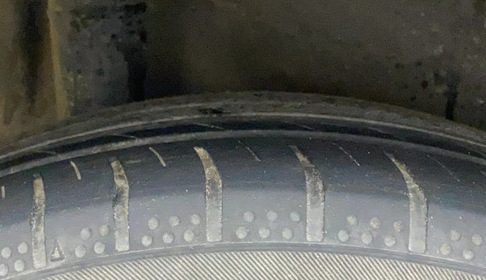 2020 Honda City 1.5L I-VTEC VX CVT, Petrol, Automatic, 93,500 km, Right Rear Tyre Tread