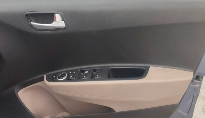 2016 Hyundai Xcent SX 1.2, Petrol, Manual, 72,243 km, Driver Side Door Panels Control