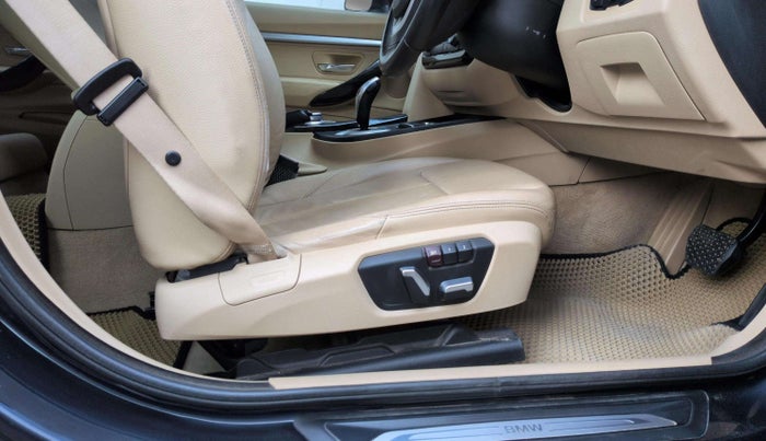 2019 BMW 3 Series  GT 320d Luxury Line, Diesel, Automatic, 69,884 km, Driver Side Adjustment Panel