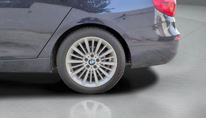 2019 BMW 3 Series  GT 320d Luxury Line, Diesel, Automatic, 69,884 km, Left Rear Wheel