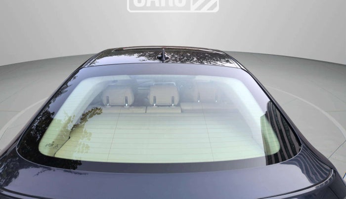 2019 BMW 3 Series  GT 320d Luxury Line, Diesel, Automatic, 69,884 km, Rear Windshield