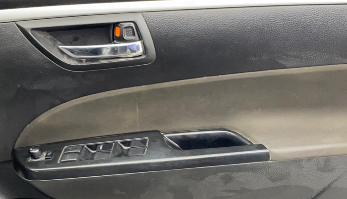 2017 Maruti Swift VXI, Petrol, Manual, 62,228 km, Driver Side Door Panels Control