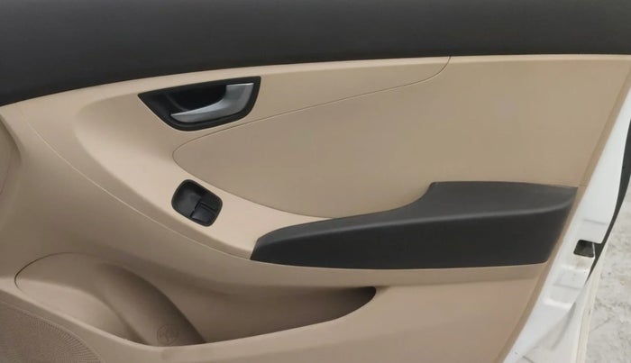 2017 Hyundai Eon SPORTZ, Petrol, Manual, 50,718 km, Driver Side Door Panels Control