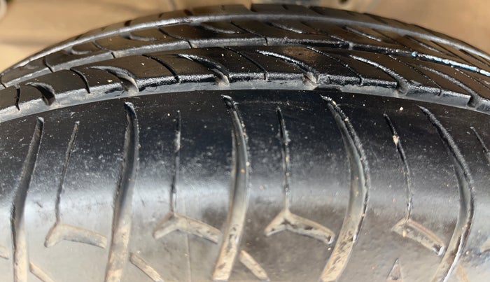 2022 Maruti S PRESSO VXI+, Petrol, Manual, 20,902 km, Left Front Tyre Tread