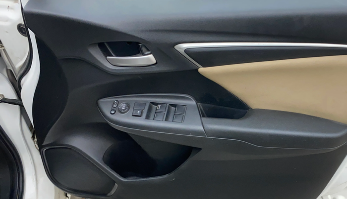 2017 Honda Jazz 1.2L I-VTEC V, Petrol, Manual, 44,959 km, Driver Side Door Panels Control