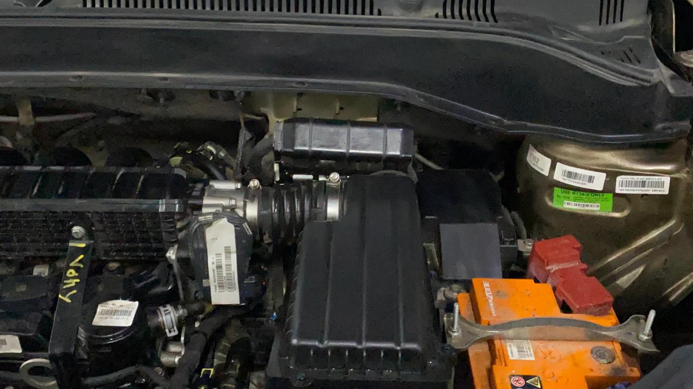 2023 Tata PUNCH CREATIVE AMT 1.2 RTN DUAL TONE, Petrol, Automatic, 30,699 km, Engine View - Left