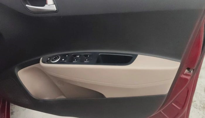 2015 Hyundai Grand i10 ASTA 1.2 KAPPA VTVT, Petrol, Manual, 1,24,952 km, Driver Side Door Panels Control