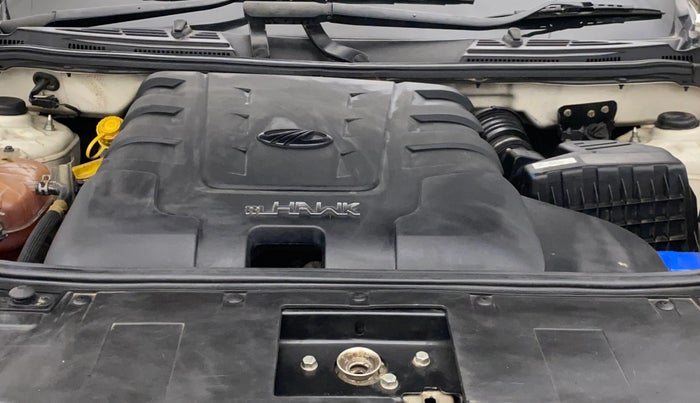 2020 Mahindra XUV500 W11, Diesel, Manual, 66,281 km, Engine View