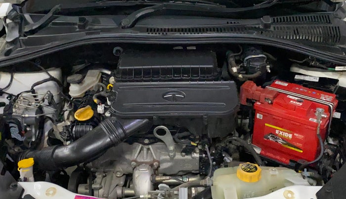 2022 Tata Tiago XT CNG, CNG, Manual, 14,186 km, Engine View