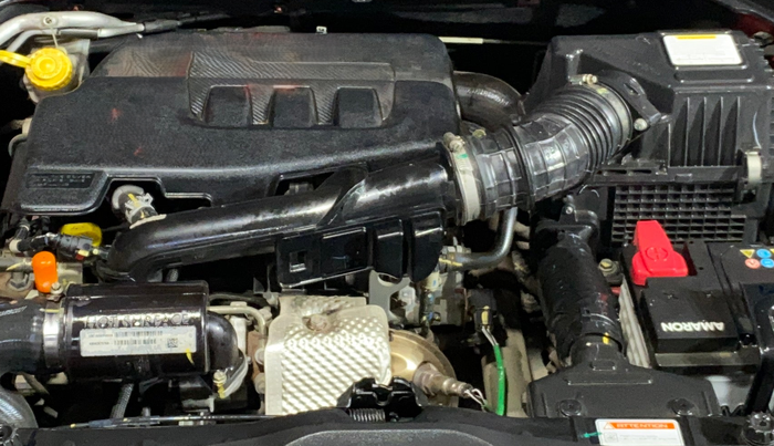 2021 Mahindra XUV300 W8(O) 1.2 PETROL DUAL TONE, Petrol, Manual, 5,206 km, Engine View