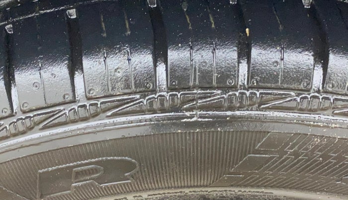 2015 Honda Brio S MT, Petrol, Manual, 56,580 km, Left Front Tyre Tread