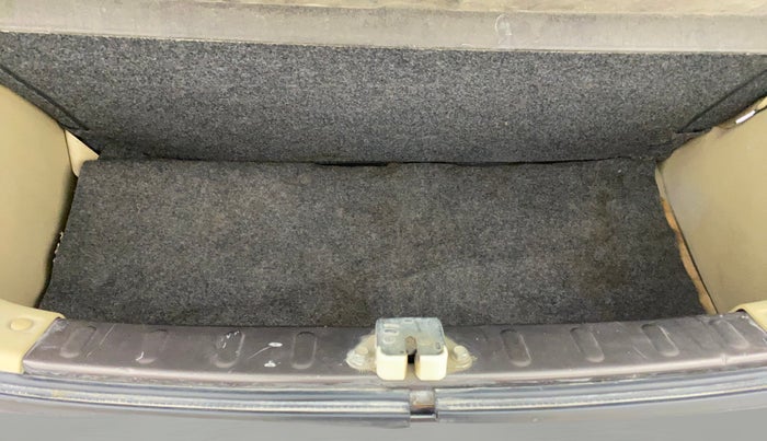 2015 Honda Brio S MT, Petrol, Manual, 56,580 km, Boot Inside