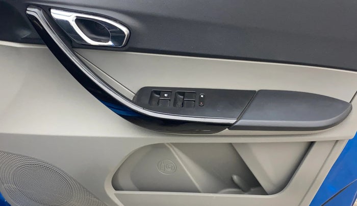 2019 Tata Tiago XZ PLUS PETROL, Petrol, Manual, 24,230 km, Driver Side Door Panels Control